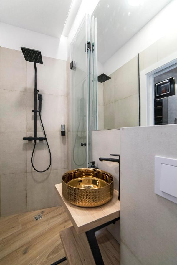 Liberty Rooms, 3Rd Floor, No Elevator Zagreb Luaran gambar